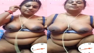 Chennai sexy big mulai aunty live tempting ool