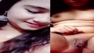 Indian Village Girl Sex Puffy Pussy Lips Rubbing